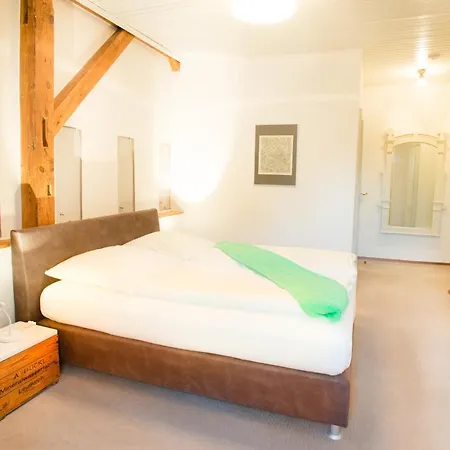 Отель Allgaeuer Genusshotel Und Historischer Dorfgasthof Hirsch 2*