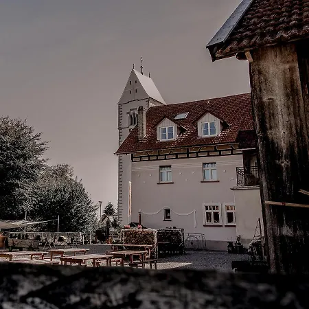 Allgaeuer Genusshotel Und Historischer Dorfgasthof Hirsch Leutkirch im Allgau