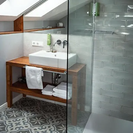 Allgaeuer Genusshotel Und Historischer Dorfgasthof Hirsch 2*