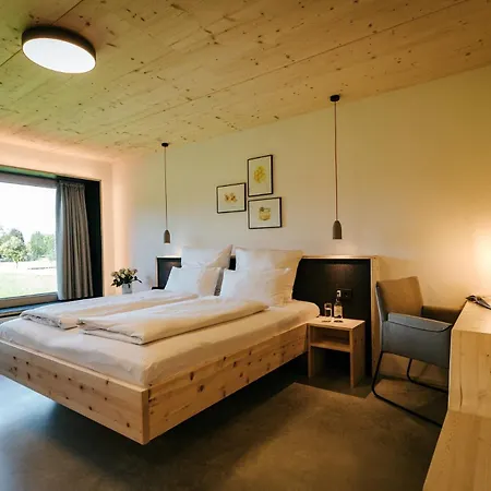 Allgaeuer Genusshotel Und Historischer Dorfgasthof Hirsch Szálloda 2*