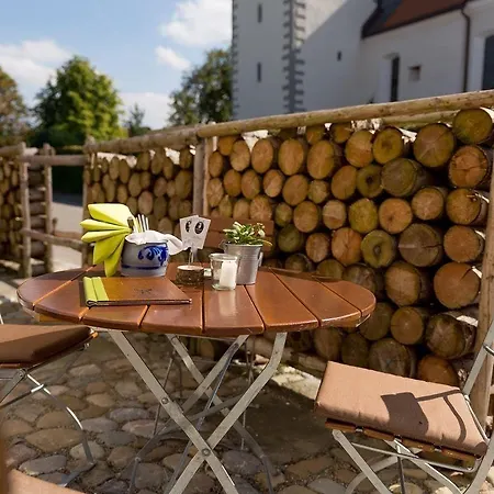 Szálloda Allgaeuer Genusshotel Und Historischer Dorfgasthof Hirsch Leutkirch im Allgäu