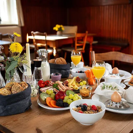 Allgaeuer Genusshotel Und Historischer Dorfgasthof Hirsch Hotel