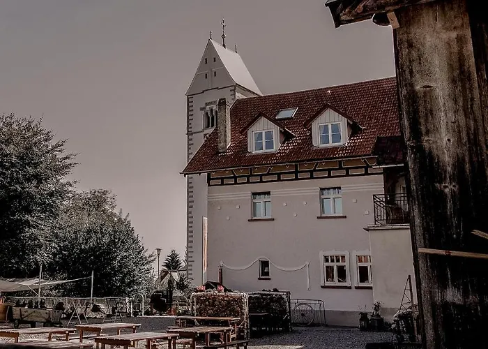 Allgaeuer Genusshotel Und Historischer Dorfgasthof Hirsch Leutkirch im Allgäu