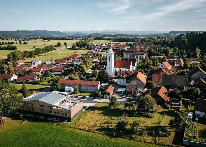 מלון Allgaeuer Genusshotel Und Historischer Dorfgasthof Hirsch