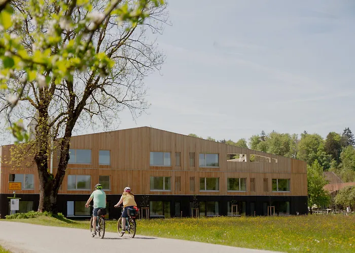 Allgaeuer Genusshotel Und Historischer Dorfgasthof Hirsch 2*